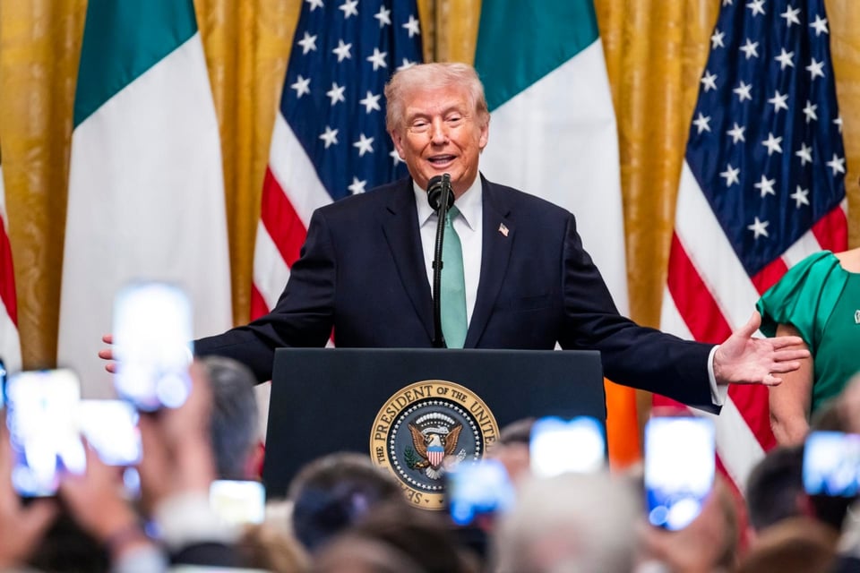 Trump flexibiliza sanciones contra Venezuela para impulsar acuerdos con Pdvsa