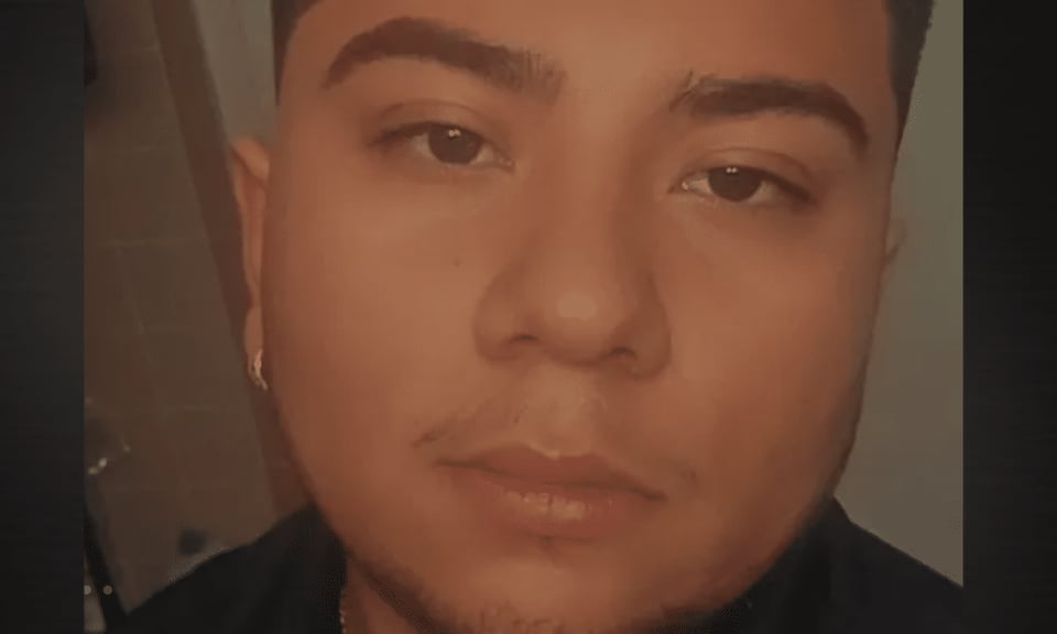 Muere hispano cuando iba en scooter para recoger las llaves del primer auto de la familia