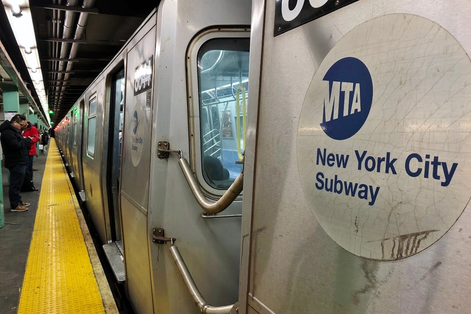 Nueva York demanda a Trump por frenar fondos del metro