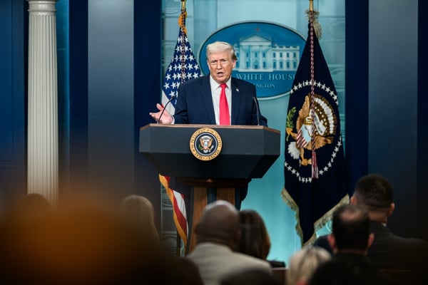 New Trump order shakes election rules in the United States