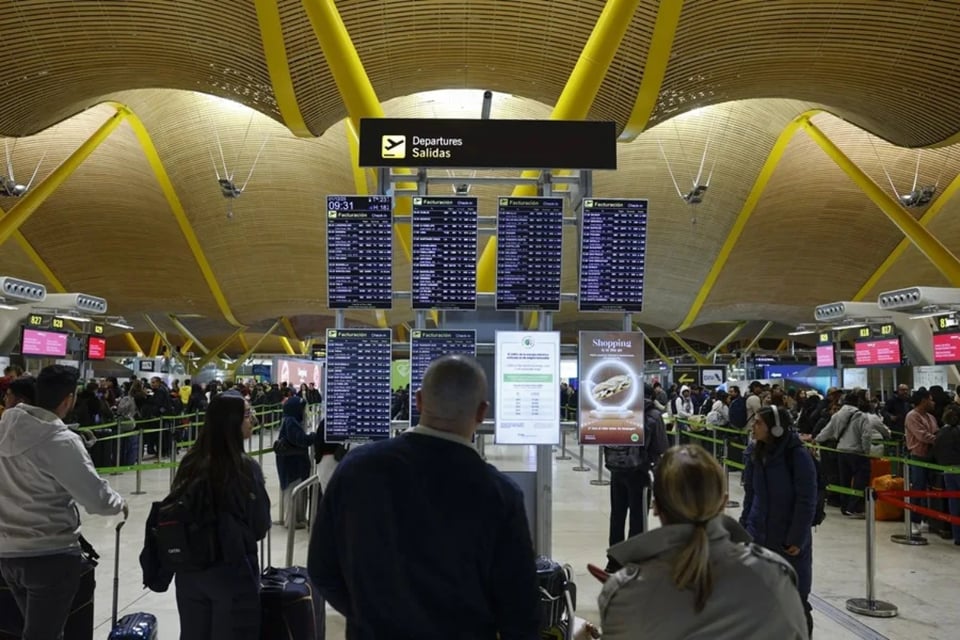 Senado frena financiamiento urgente para seguridad aeroportuaria featured image