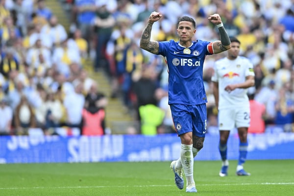 Chelsea vence 1-0 al Leeds United con gol de Enzo Fernández