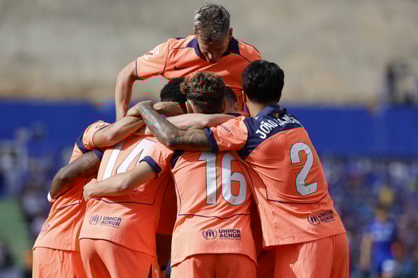 Barcelona vence al Getafe y roza el título de Liga