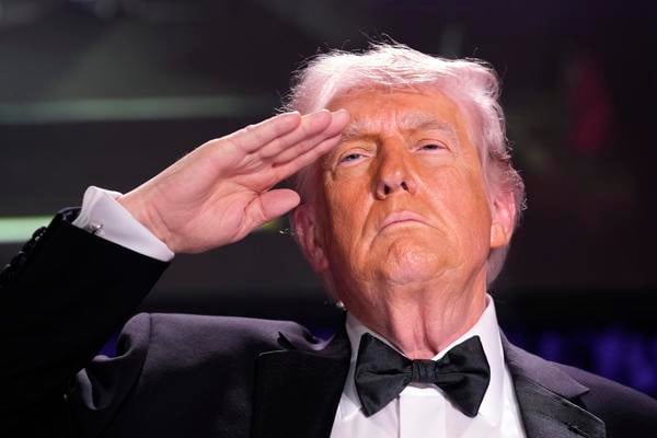 Servicio Secreto evacua a Trump y Melania de la cena de corresponsales