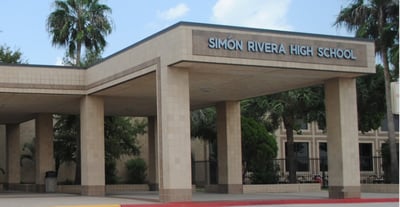 Amenaza con arma en escuela de Texas desata cierre y caos