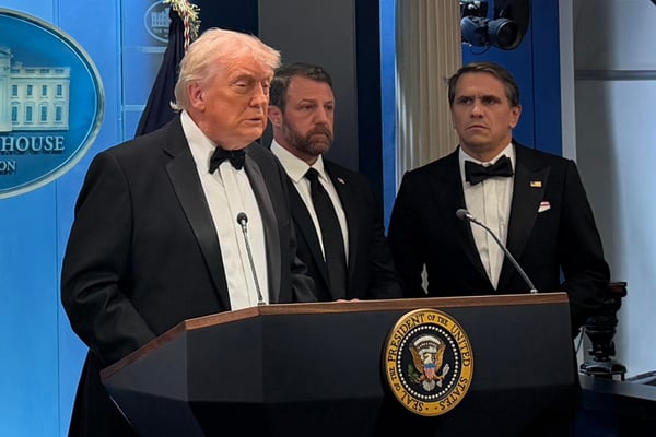 Trump endurece postura y evita pacto inmediato con Irán