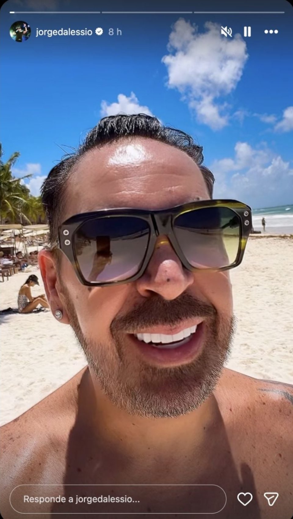 El artista lanza mensaje en redes