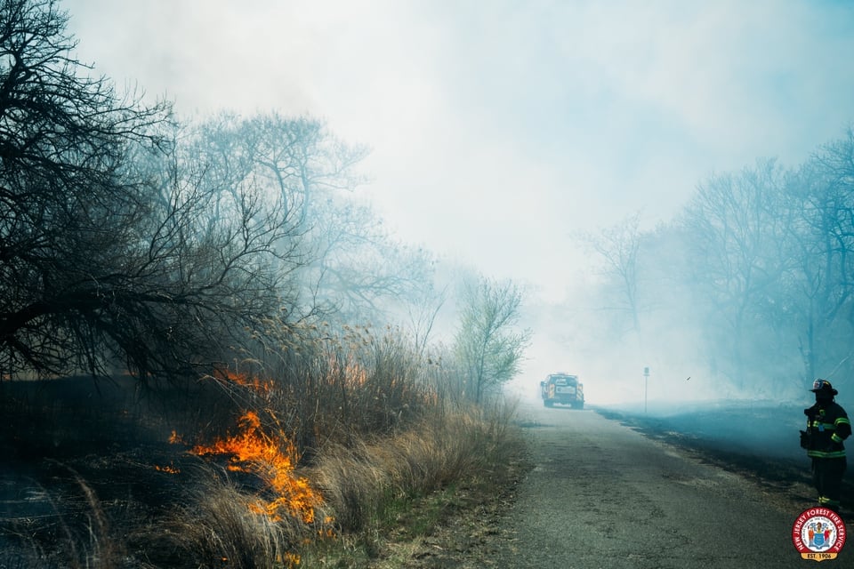Incendio, Nueva Jersey, evacuaciones MundoNOW