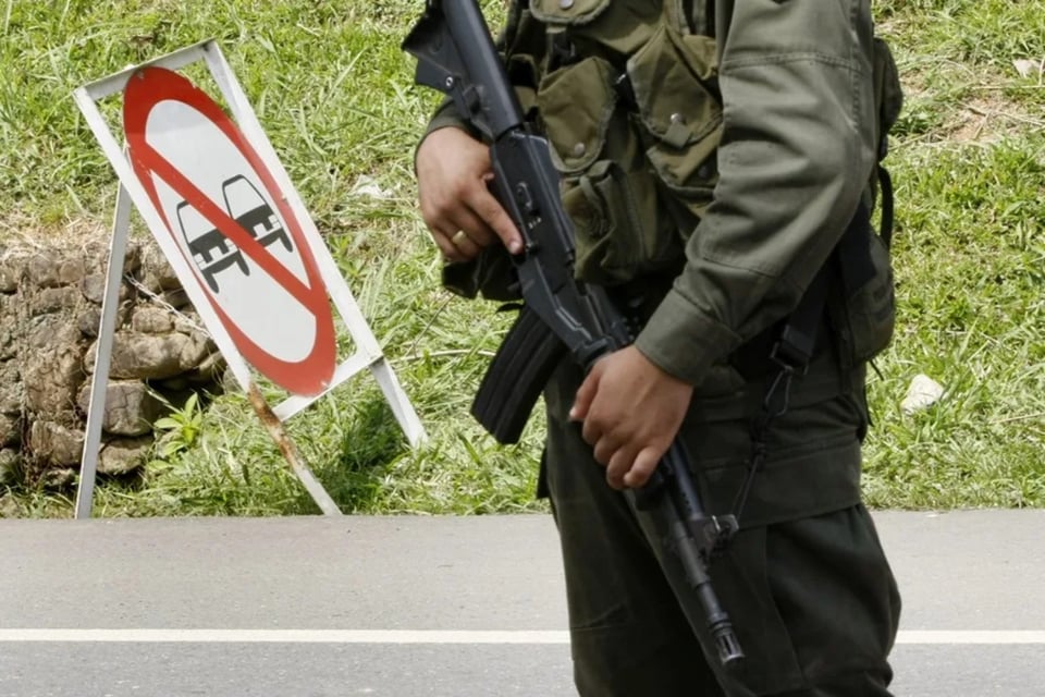 Al menos siete muertos tras brutal atentado en la Vía Panamericana en Colombia