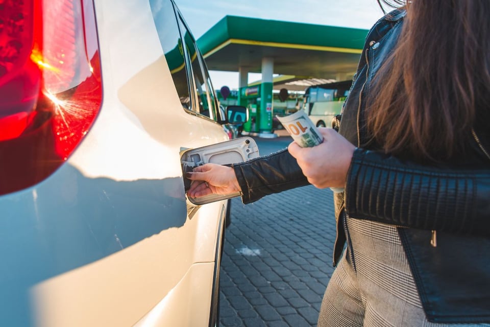 Mejores aplicaciones para ahorrar en gasolina hasta $240 al año