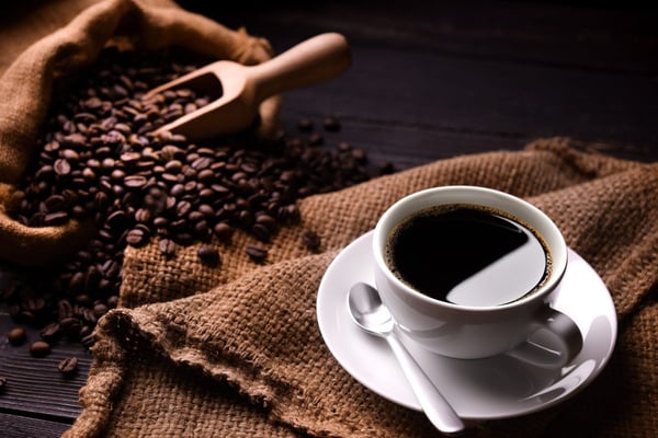 ¿Una taza de café al día protege contra la demencia? Esto dicen los expertos