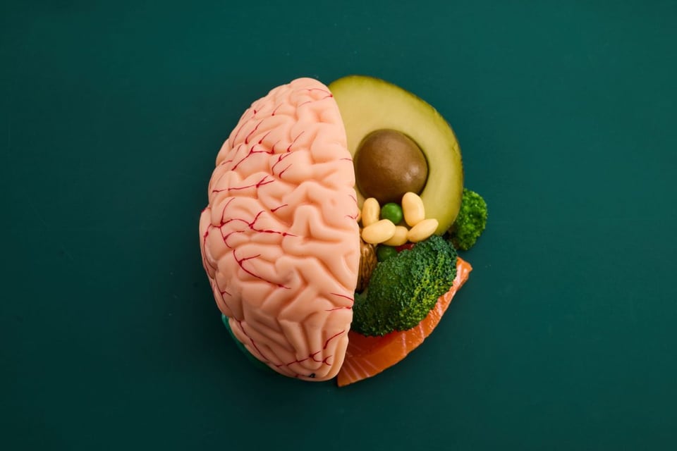 envejecimiento, cerebral, vitaminas, alimentos, clave, brain aging prevention foods vitamins