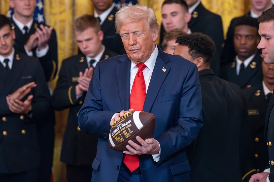 Goodbye to soccer and the NFL? Trump launches a radical proposal