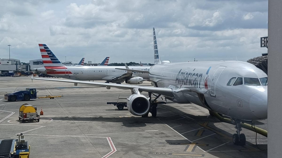 Incidente en aeropuerto de Charlotte: avión frena para evitar choque