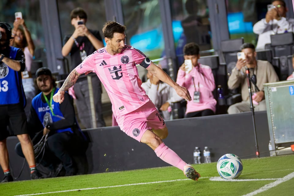 Messi llega a 100 goles en la MLS y rompe récord histórico