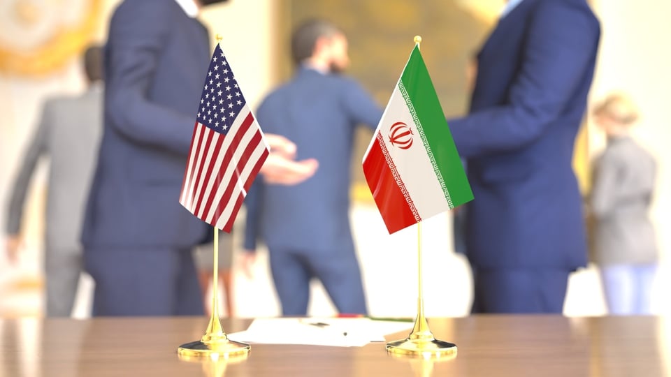EE.UU. niega acuerdo con Irán y contradice reportes de negociación