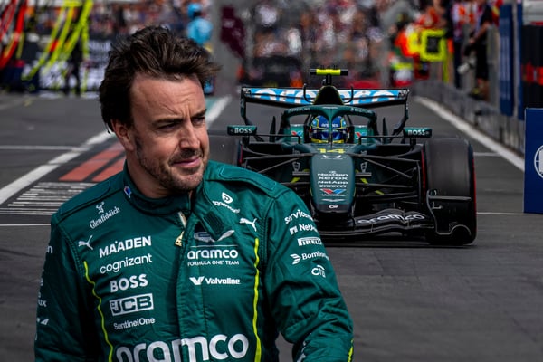 Fernando Alonso no piensa retirarse y apunta a seguir en F1