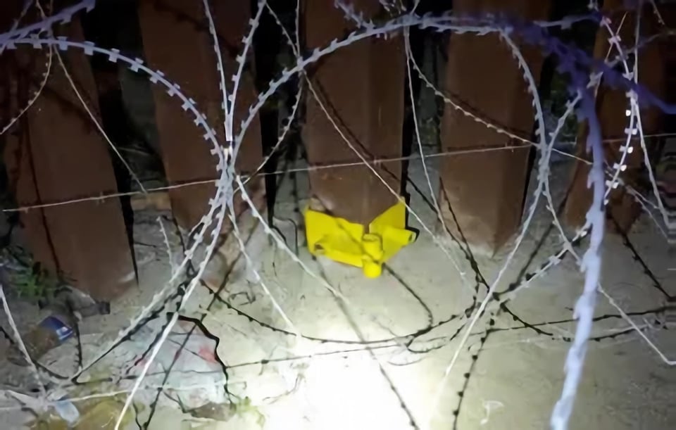 Migrantes en drenaje alarman a autoridades