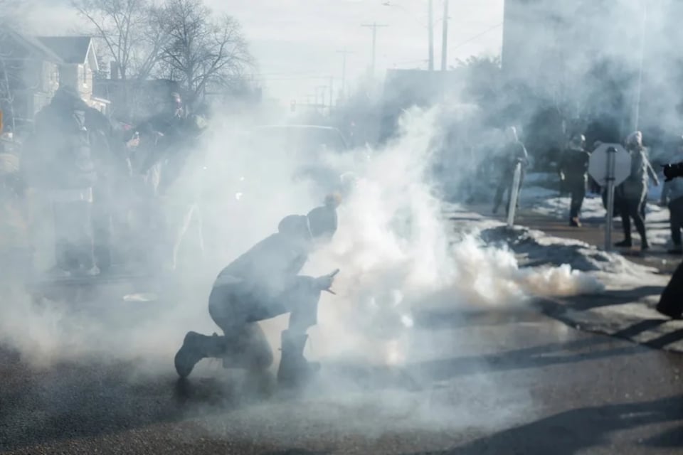 Agente de ICE arrestado por disparar a migrante y mentir a autoridades