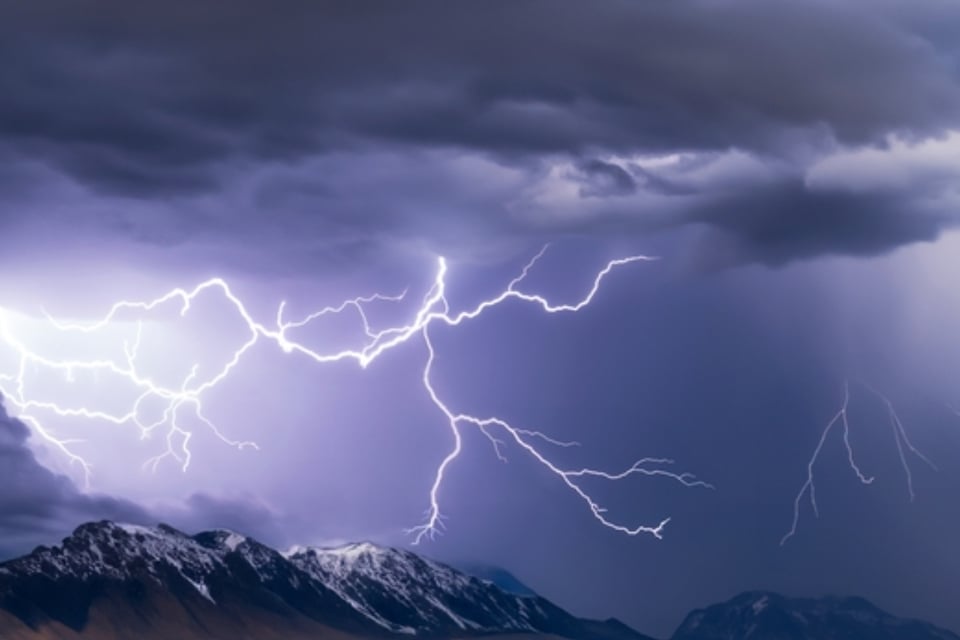 Tormentas avanzan en EEUU