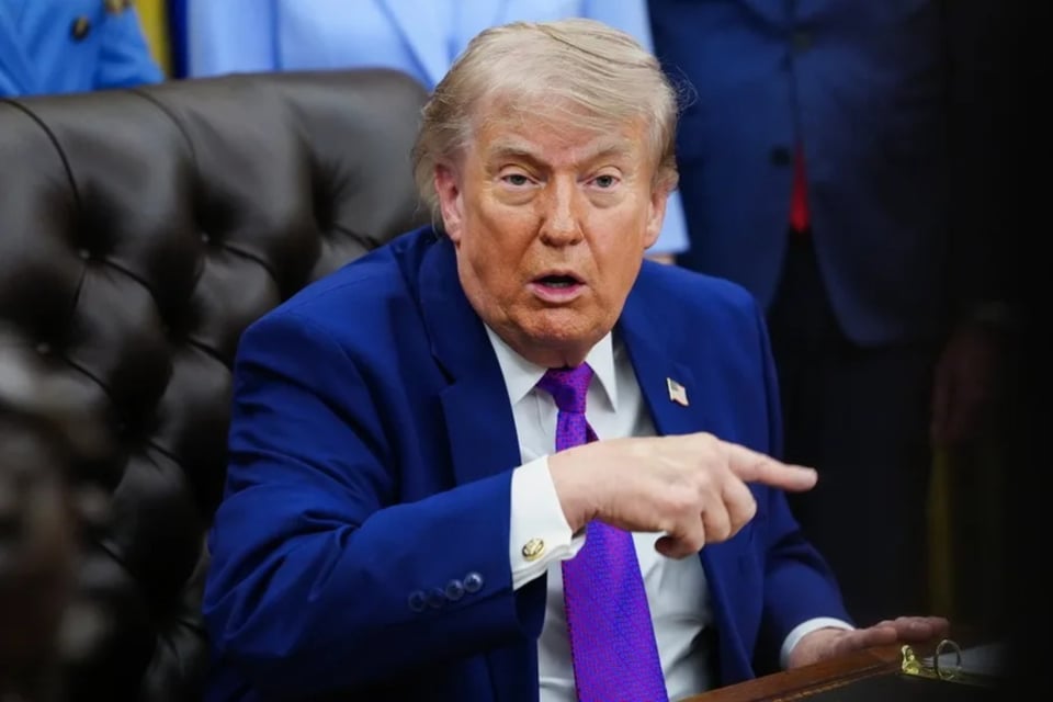 Trump demanda a diócesis para quitarle tierras en la frontera