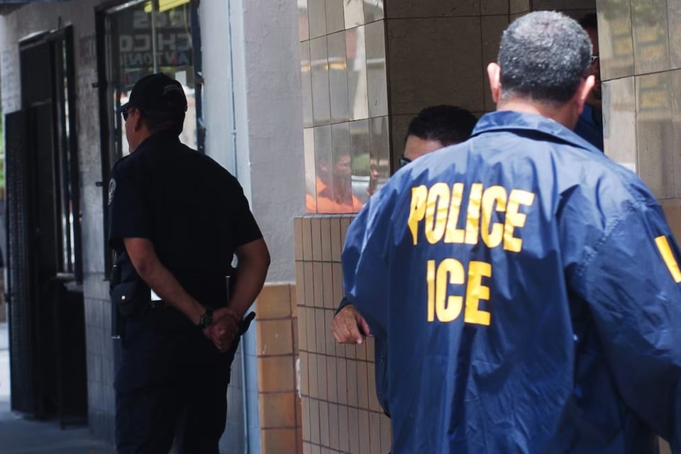 Estudiante de preparatoria detenido por ICE podría perder su graduación en Texas