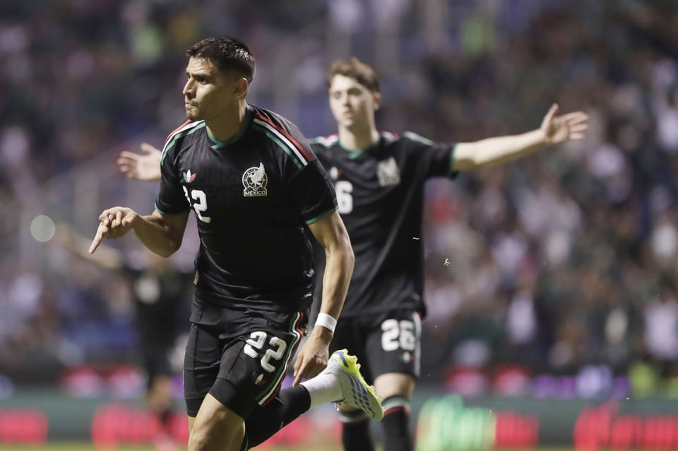 México arranca su preparación mundialista con victoria
