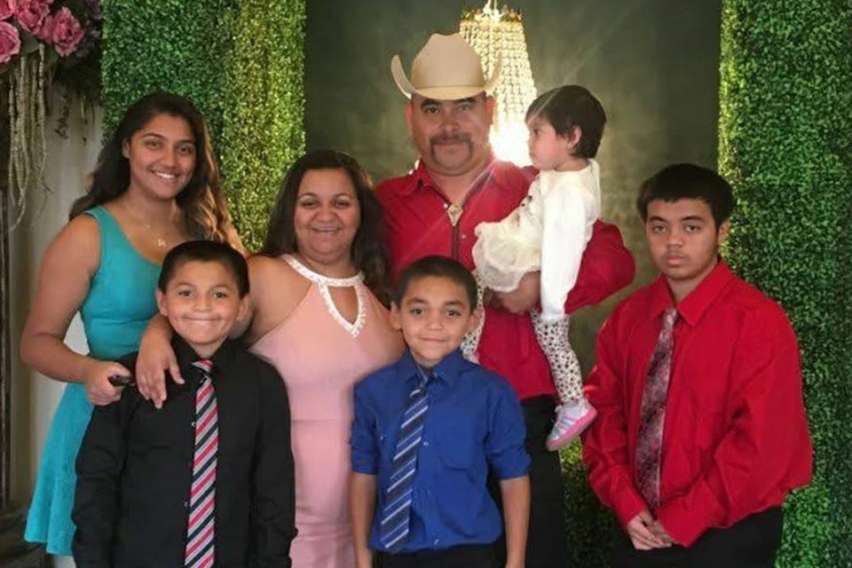 Familia de mexicano detenido por ICE exige justicia tras fallas policiales