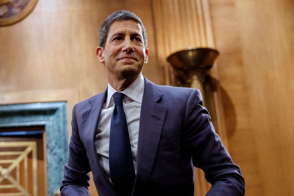 Trump logra sacar a Powell y coloca a Kevin Warsh en la Fed featured image