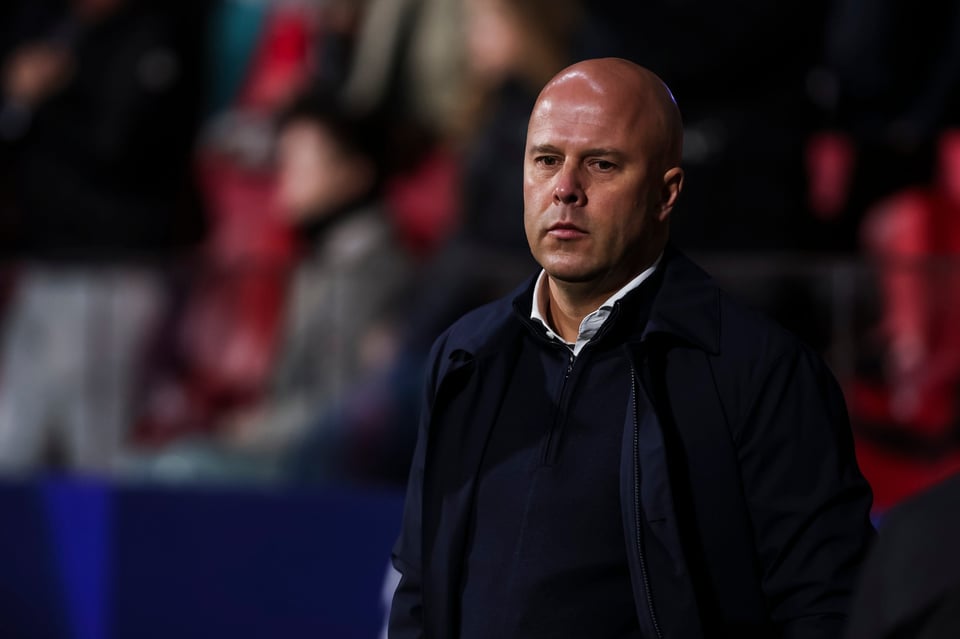 Liverpool despide a Arne Slot y apunta a un nuevo entrenador
