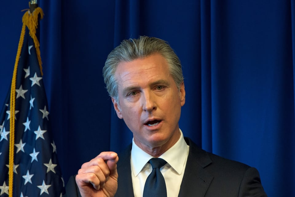 Gavin Newsom busca blindar las elecciones ante posibles interferencias políticas