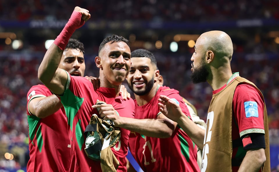 Marruecos remonta, gana un partidazo y clasifica a 16avos