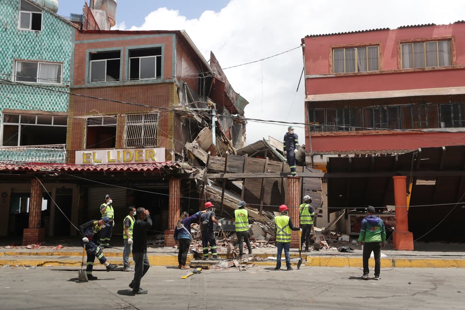 Venezuela confirms 1,430 deaths and thousands injured after earthquakes