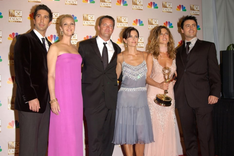 Muere el director James Burrows