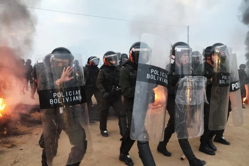 Policías, Protestas, Bolivia MundoNOW