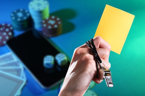 Polémica por apuestas de tarjetas amarillas en el Mundial