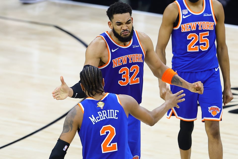Knicks toman ventaja 2-0 en Finales NBA