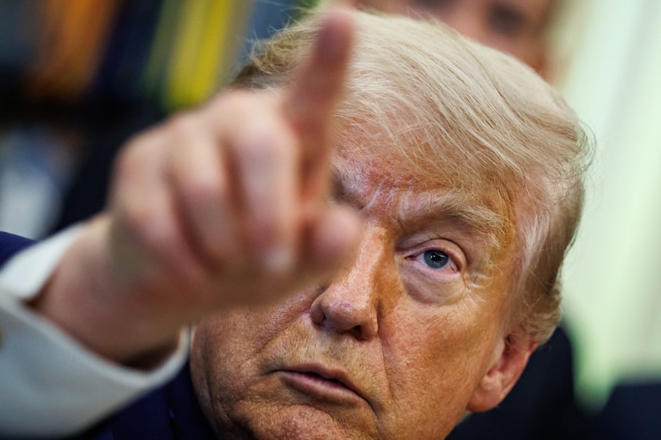 Trump acusa a demócratas de “robar” elecciones en California