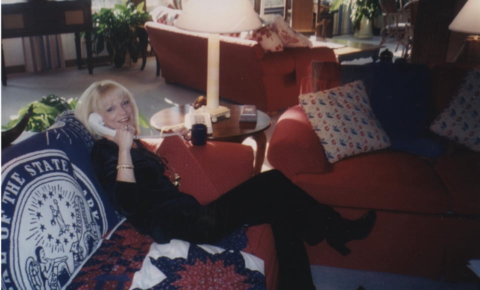 mujer, sofa, trump, hija 