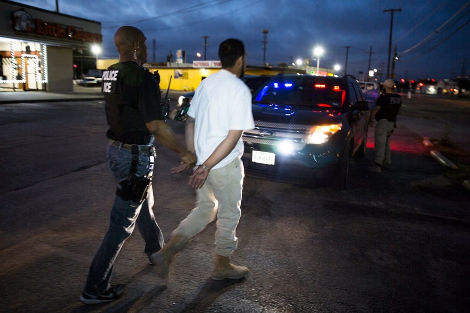 ICE arresta a 10,000 inmigrantes en cinco días y apuntan a deportaciones