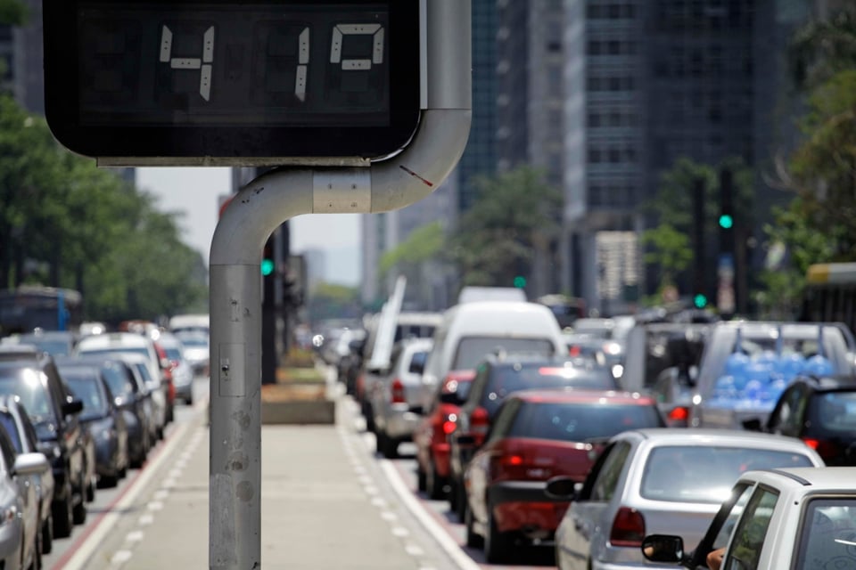 Ola de calor extrema golpea a EE.UU.: más de 260 millones bajo temperaturas peligrosas antes del 4 de julio featured image