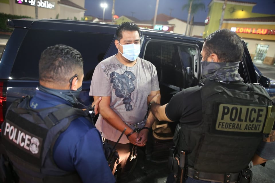 https://www.ice.gov/multimedia Continuarán redadas ICE, ICE Traffic Stops Will Continue After Fatal Incidents in Maine and Texas