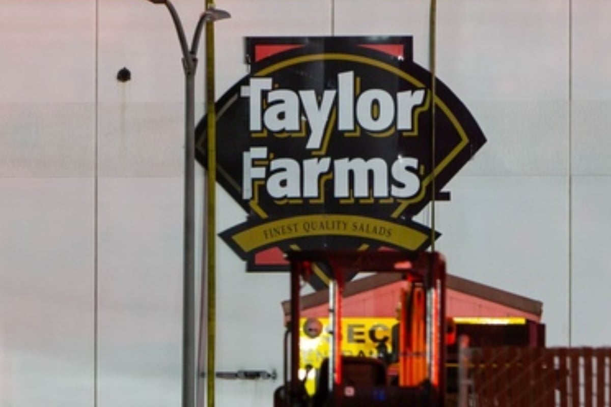 FDA corrige análisis de Taylor Farms tras falso positivo sobre lechuga vinculada al brote de Cyclospora