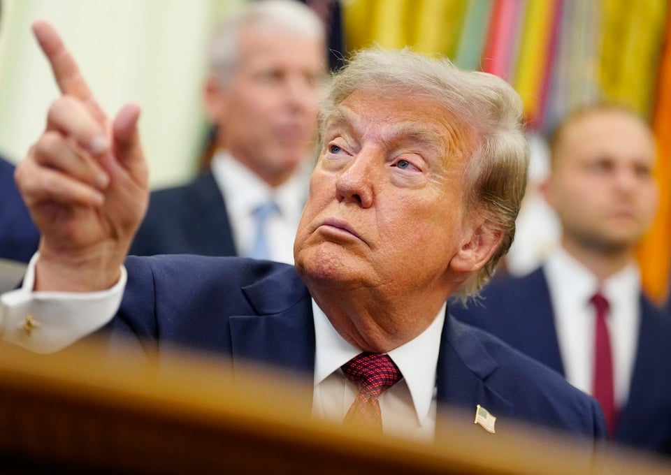 Trump detiene ofensiva contra Irán mientras avanzan negociaciones