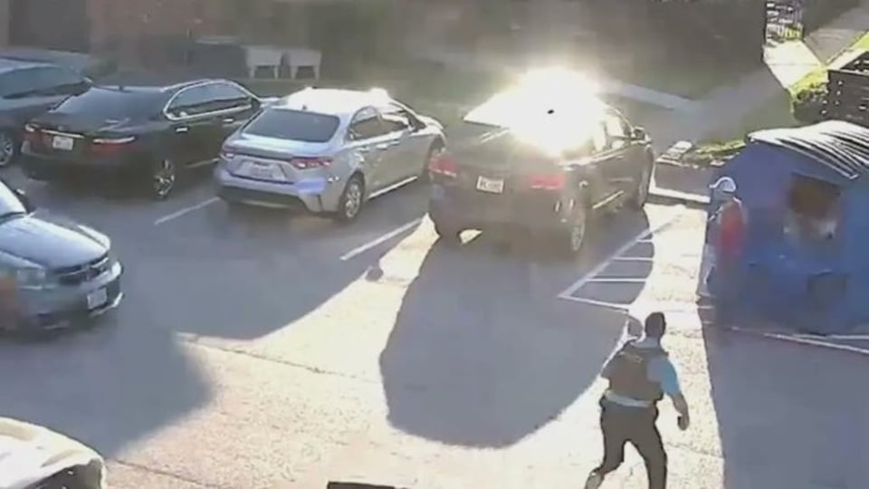 Hispano salió a sacar la basura y terminó arrestado por el ICE