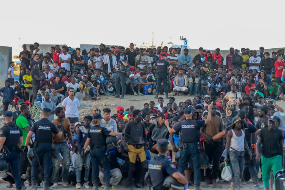 Crisis migratoria en Ceuta divide a la Unión Europea