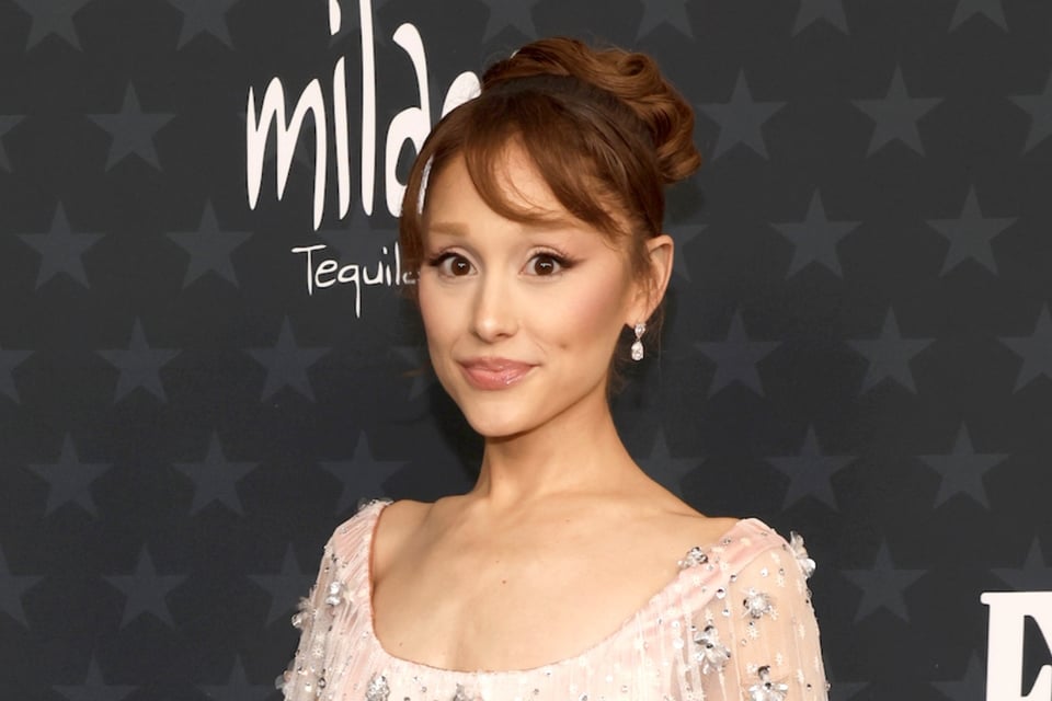 Ariana Grande se retira