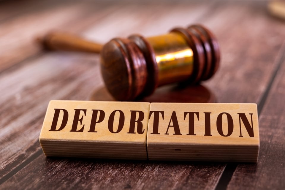 DACA bajo presión: los pequeños errores que pueden terminar en una deportación
