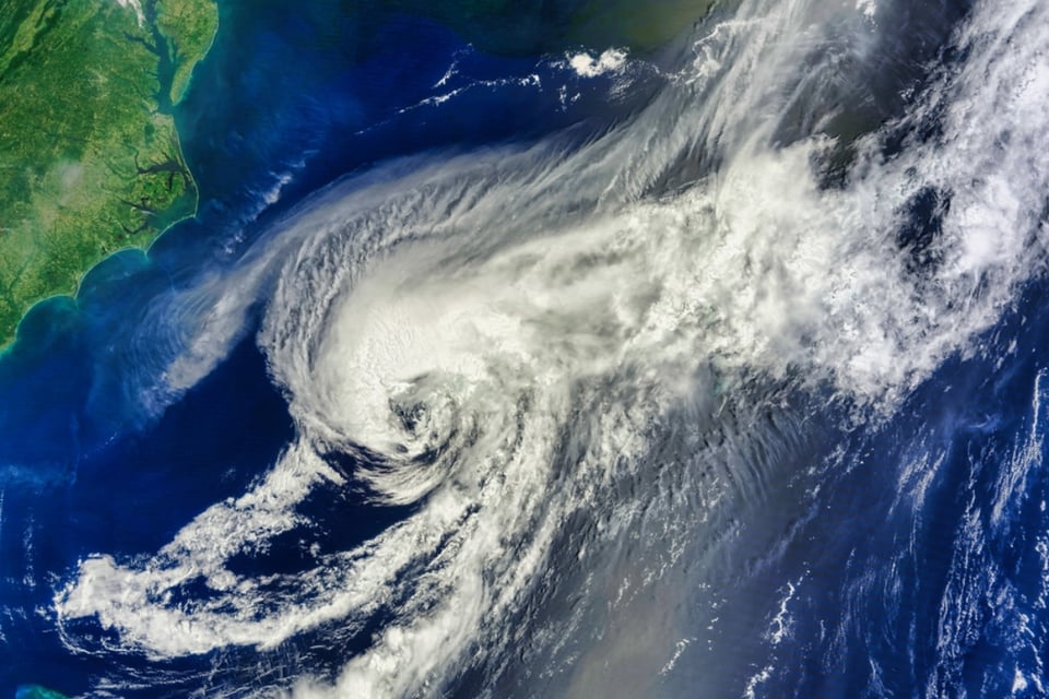 Lala continúa amenazando a Hawái: la tormenta podría convertirse en huracán y dejar lluvias extremas