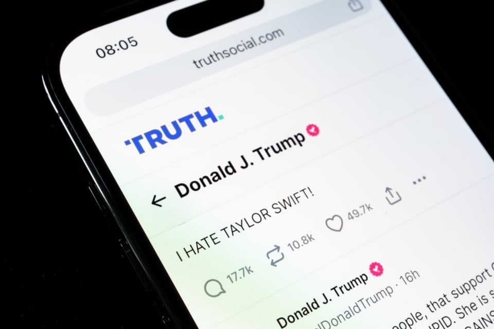 Demanda contra Trump por Truth Social